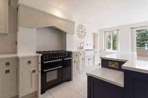 Kitchen- click for photo gallery